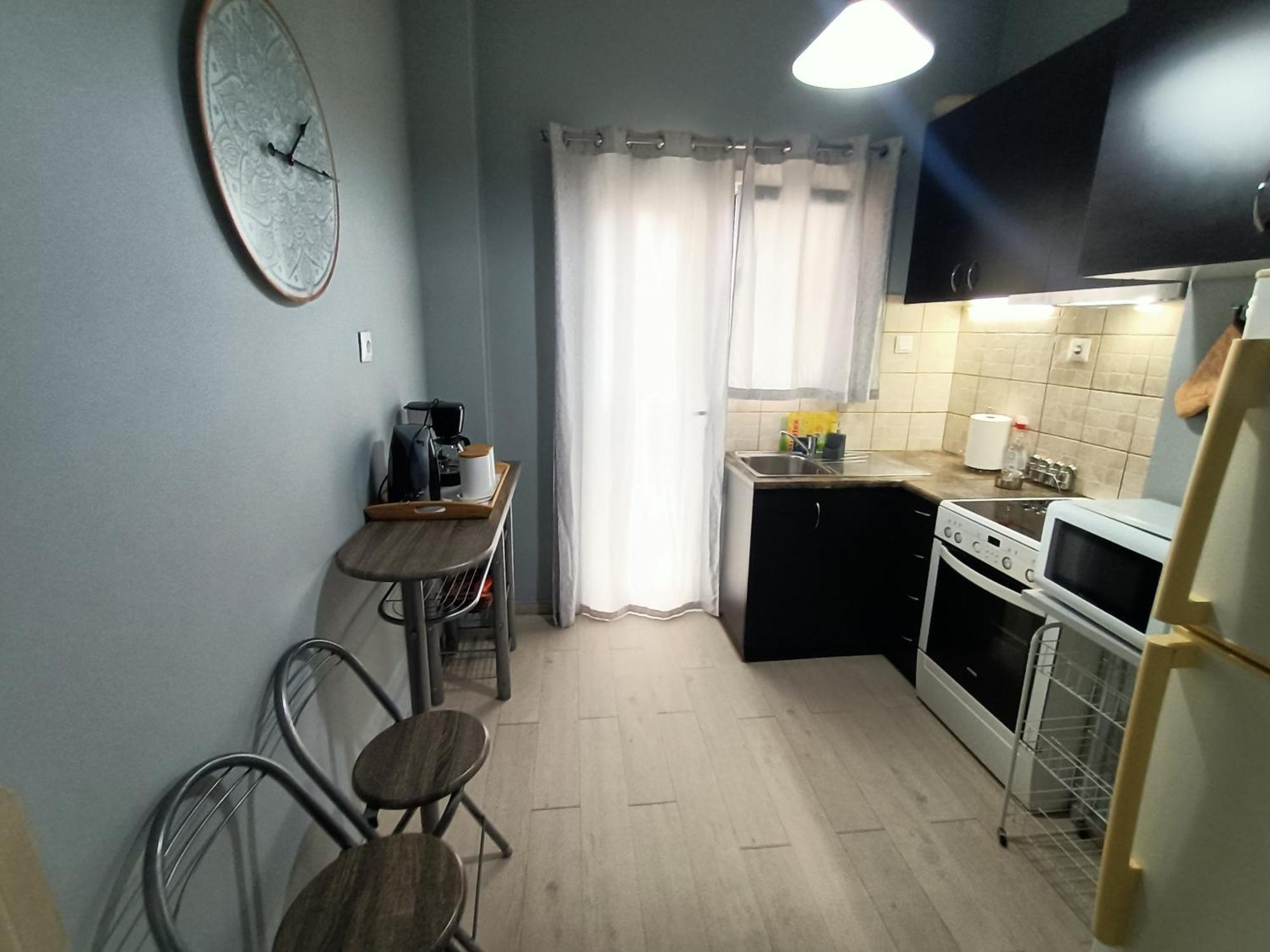 Couple'S Escape Apartment เอเธนส์ ภายนอก รูปภาพ