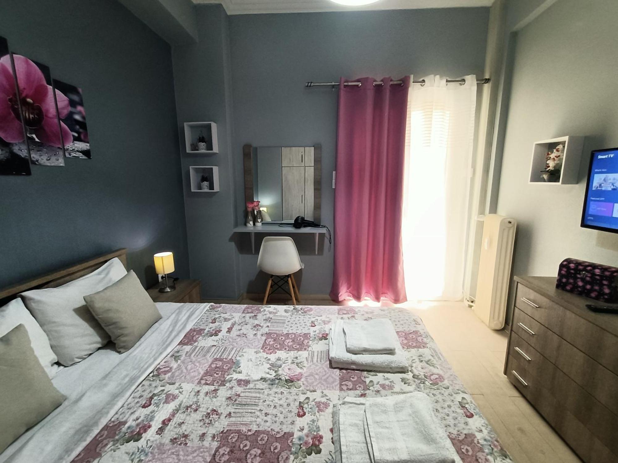 Couple'S Escape Apartment เอเธนส์ ภายนอก รูปภาพ