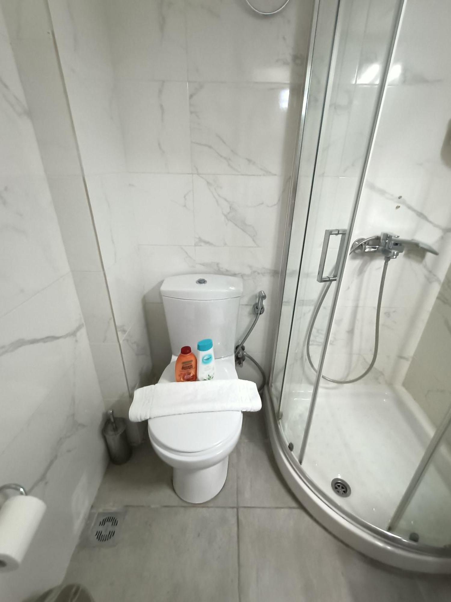 Couple'S Escape Apartment เอเธนส์ ภายนอก รูปภาพ