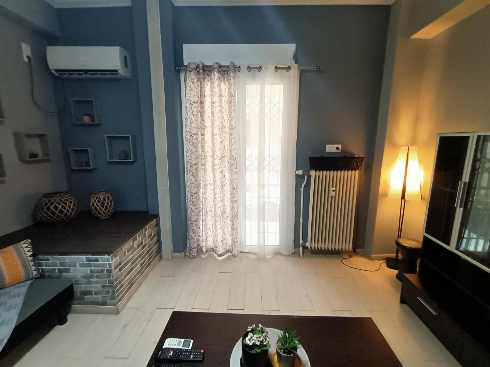 Couple'S Escape Apartment เอเธนส์ ภายนอก รูปภาพ